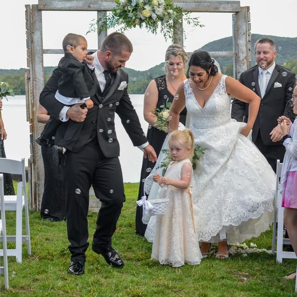 Meet your Posher, Marylene - Picture 1 of 1